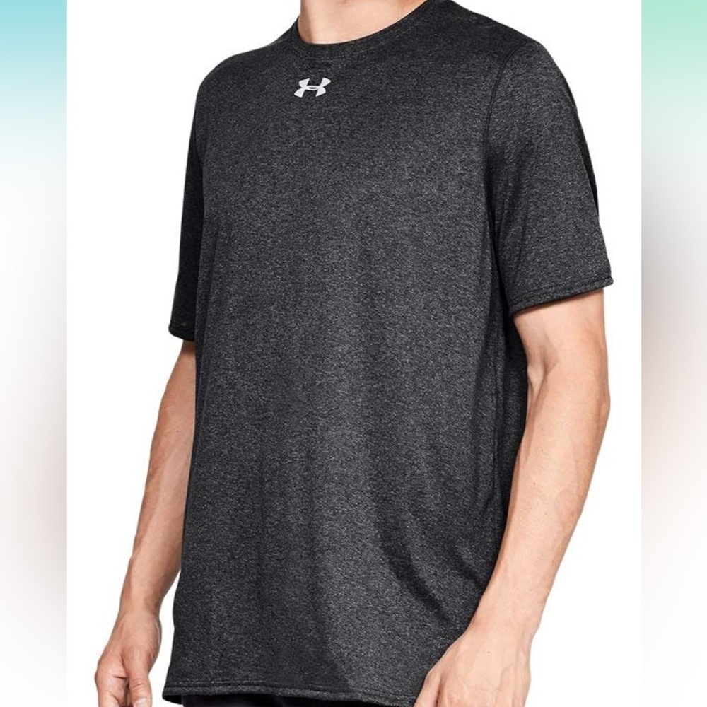 Under Armour Men's Gray T-Shirt